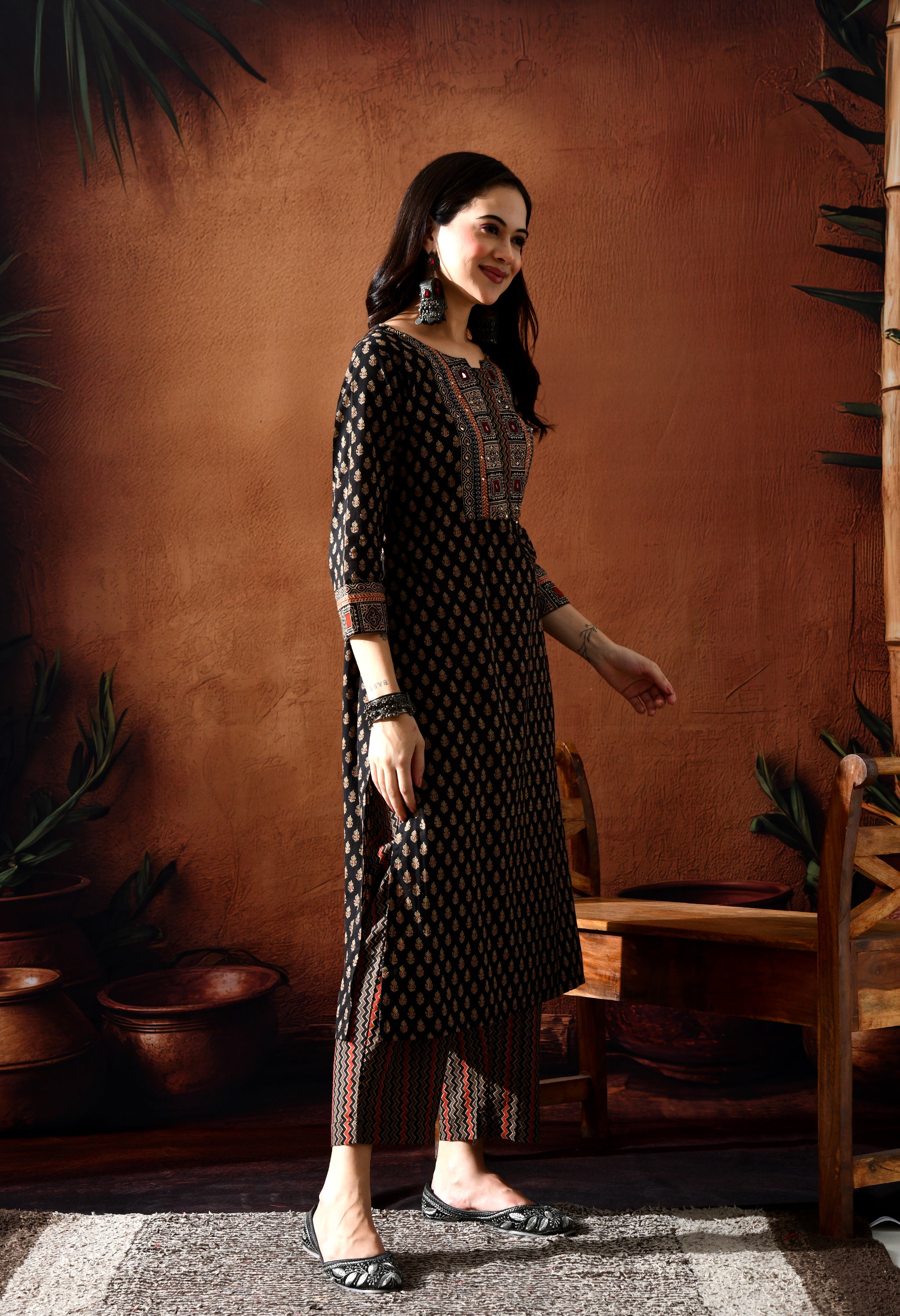 DANYA - A Suit Set