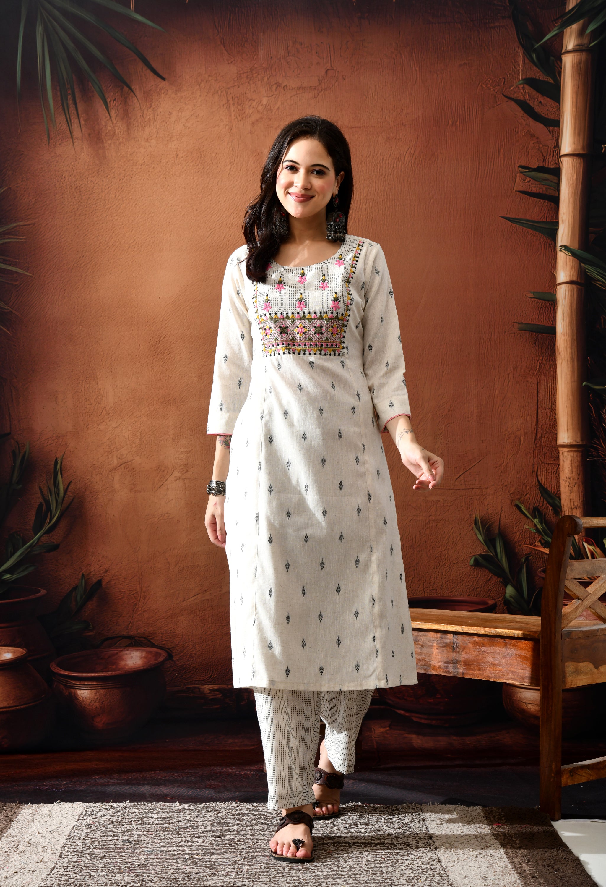 NAINA - A Suit Set