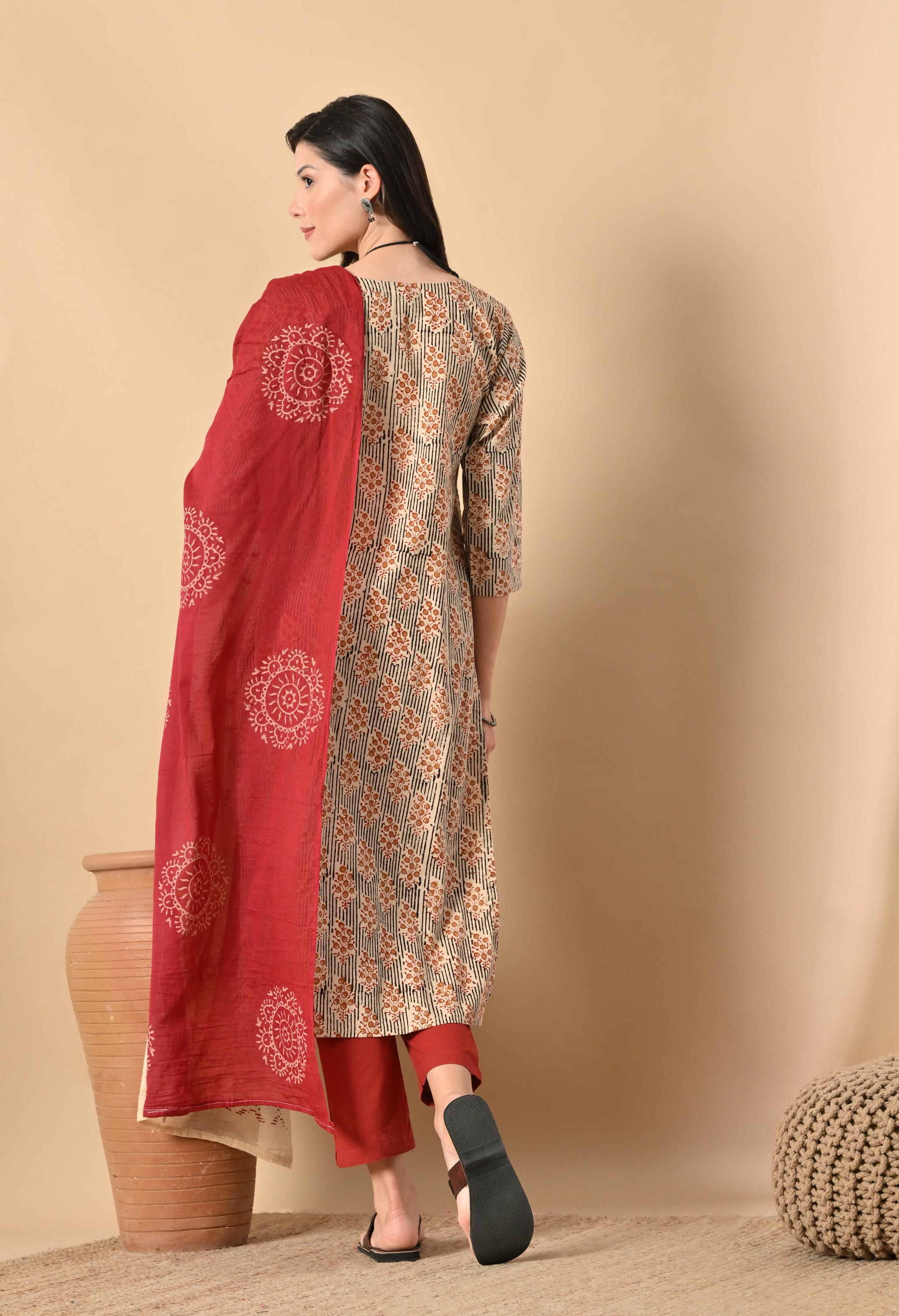 MANSA - A Suit Set