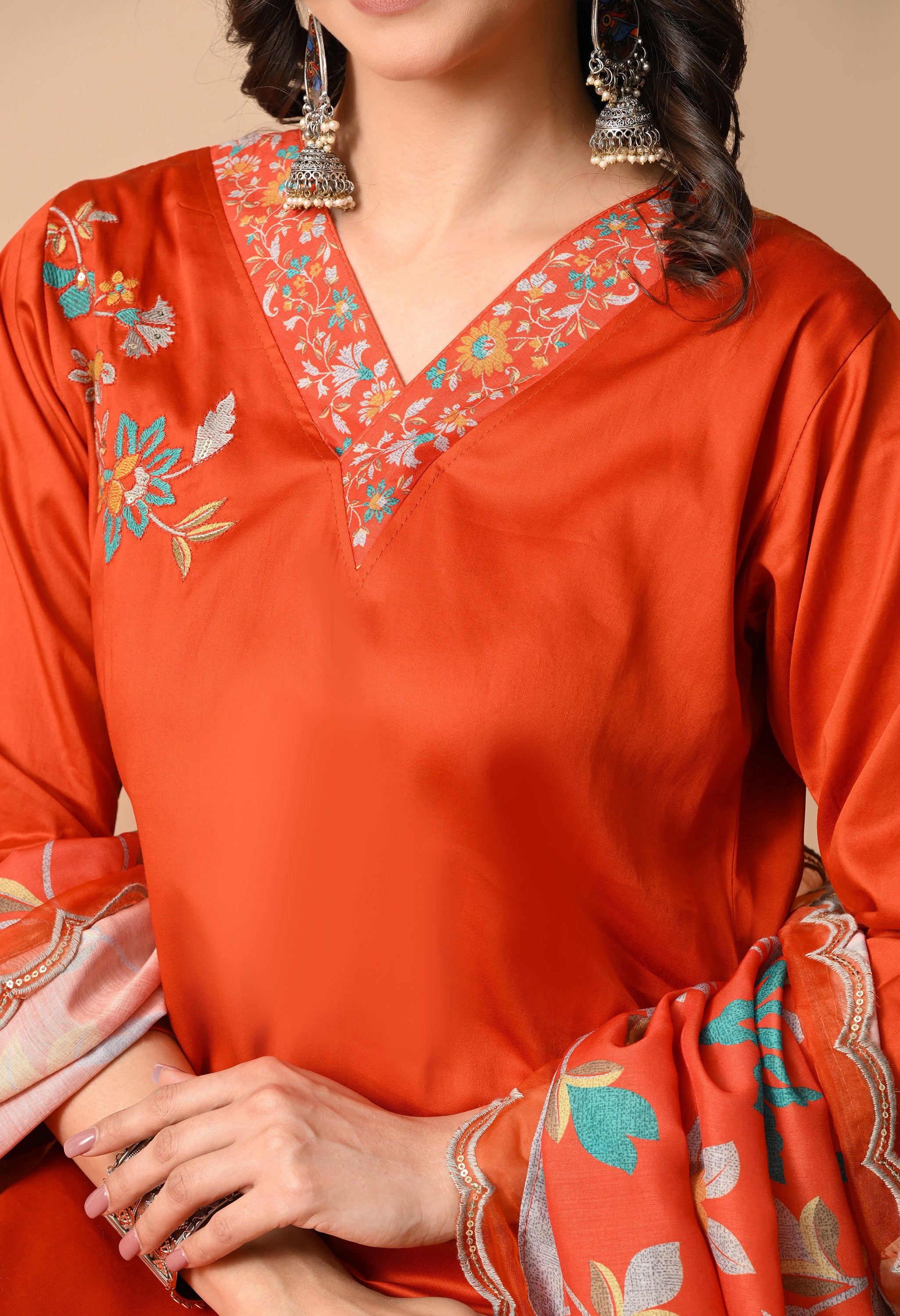 NILOFER - A Suit Set