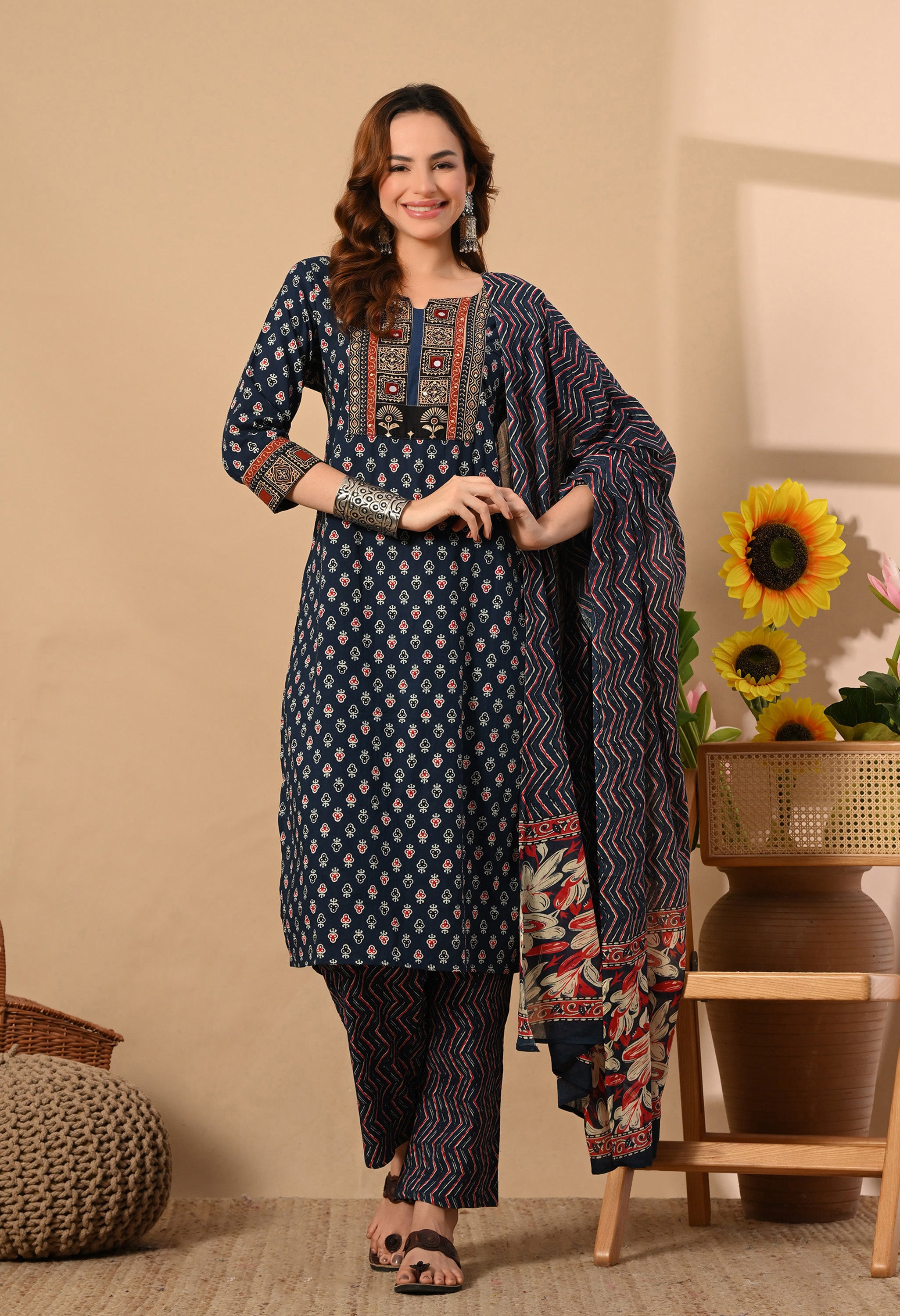 IMAN - A Suit Set