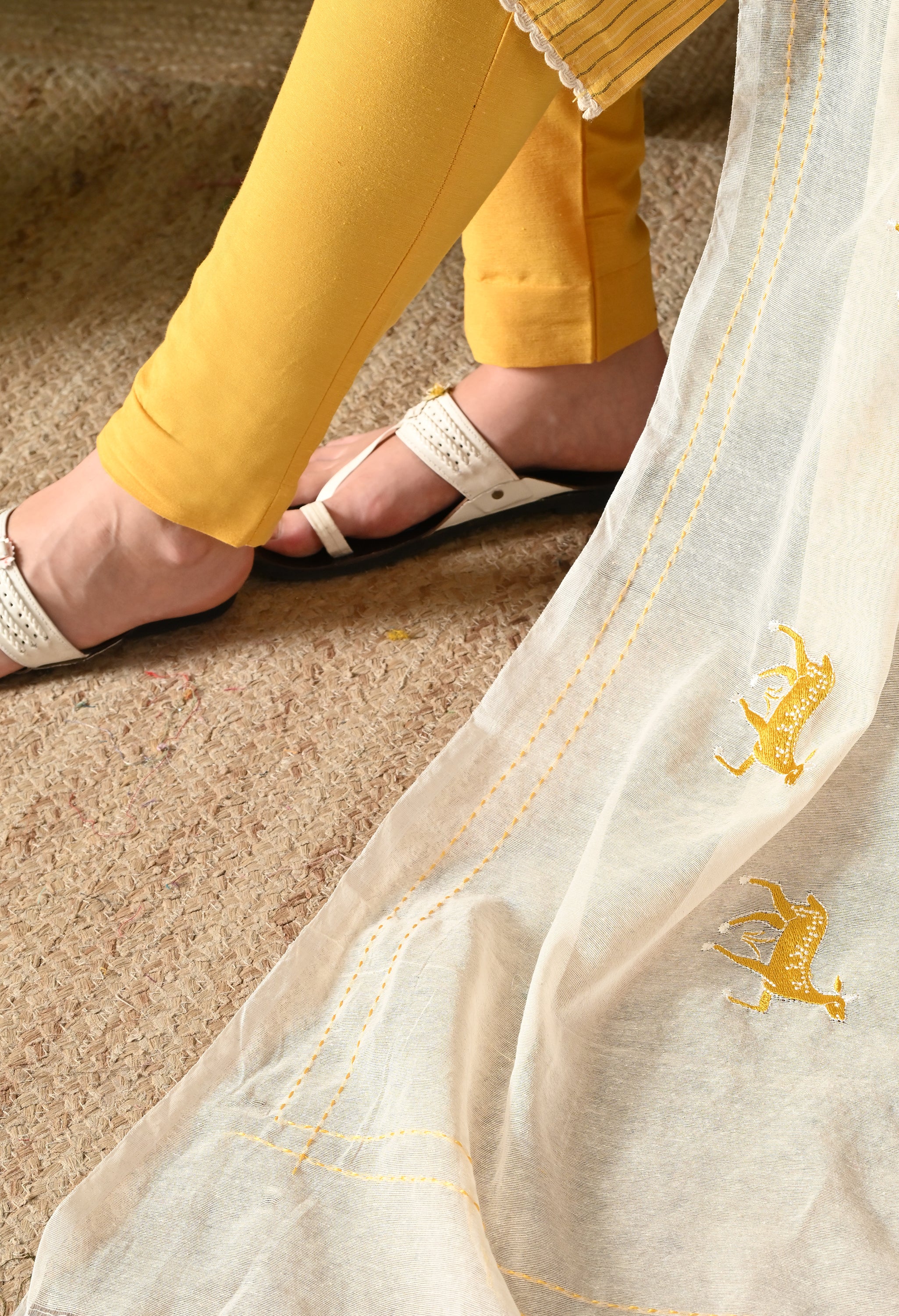 ALVIRA - A Suit Set