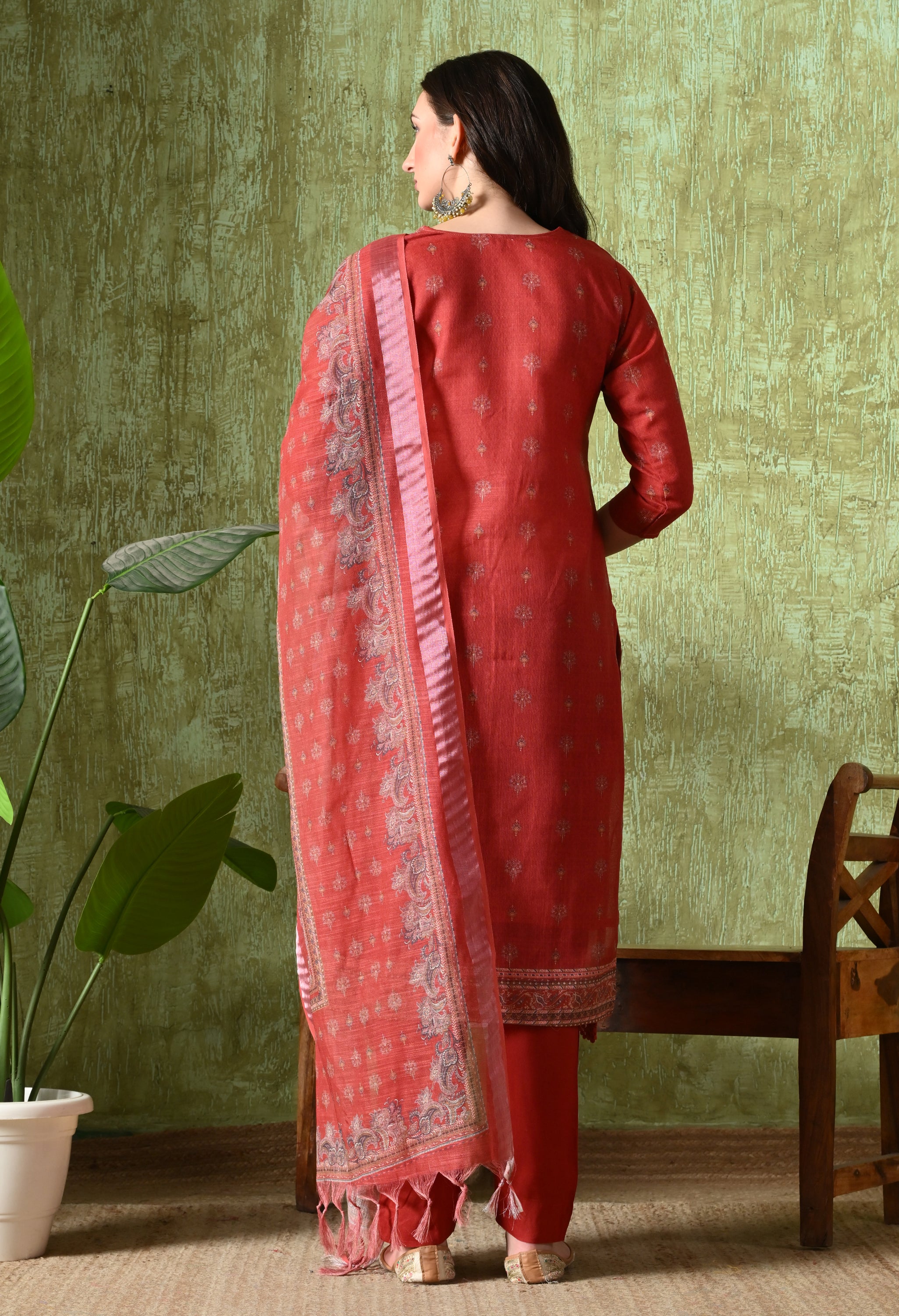 SANIA - A Suit Set