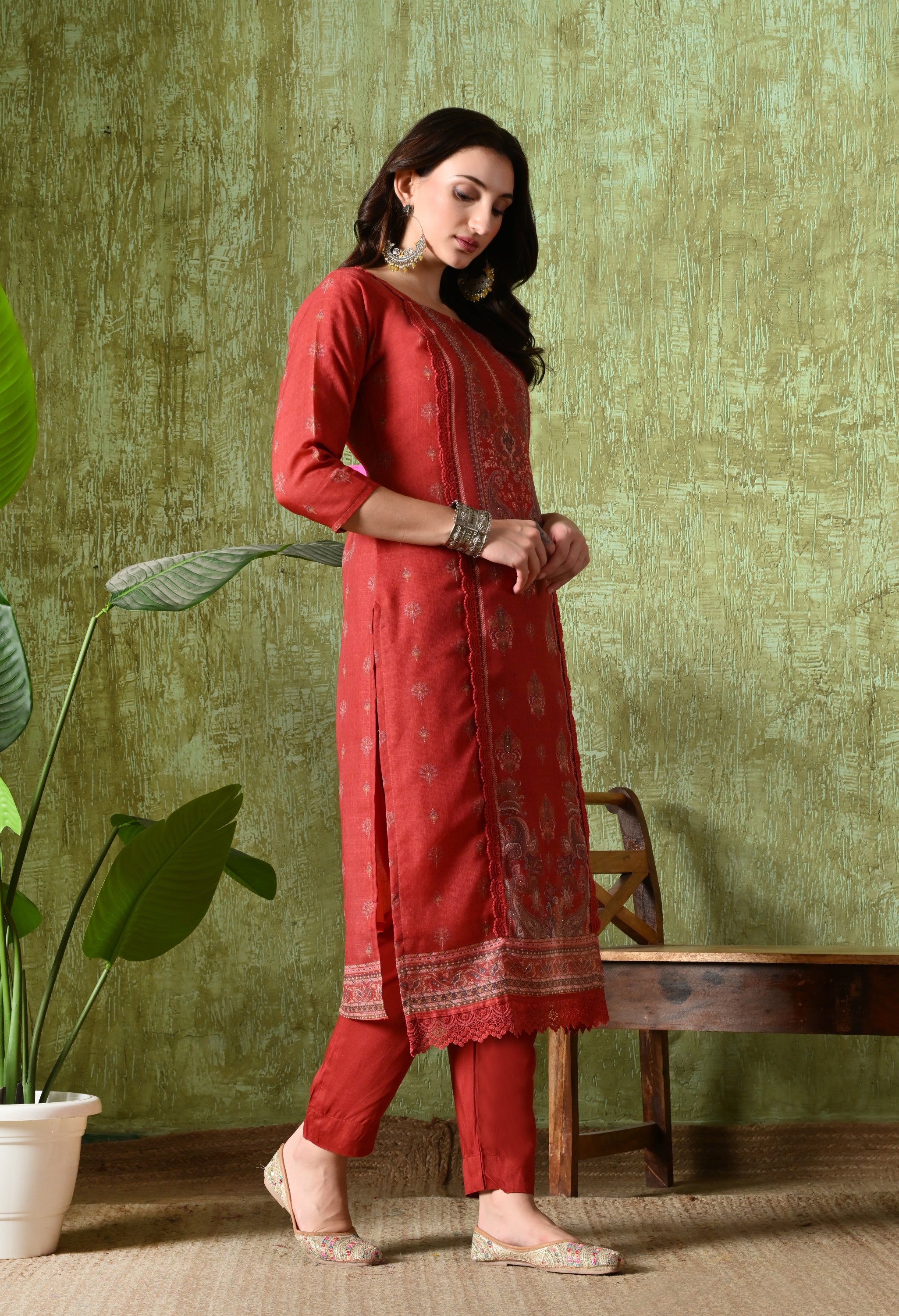 SANIA - A Suit Set