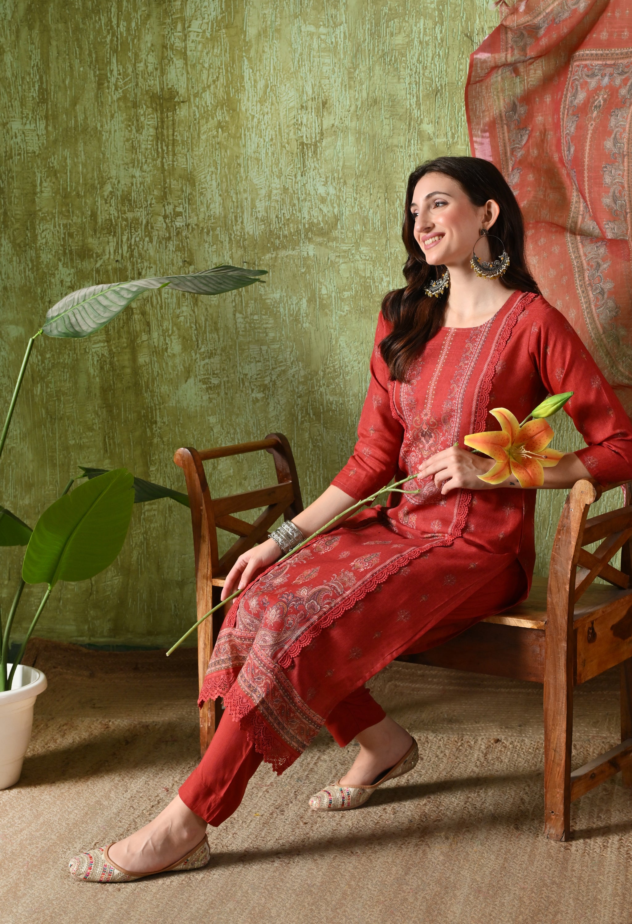 SANIA - A Suit Set
