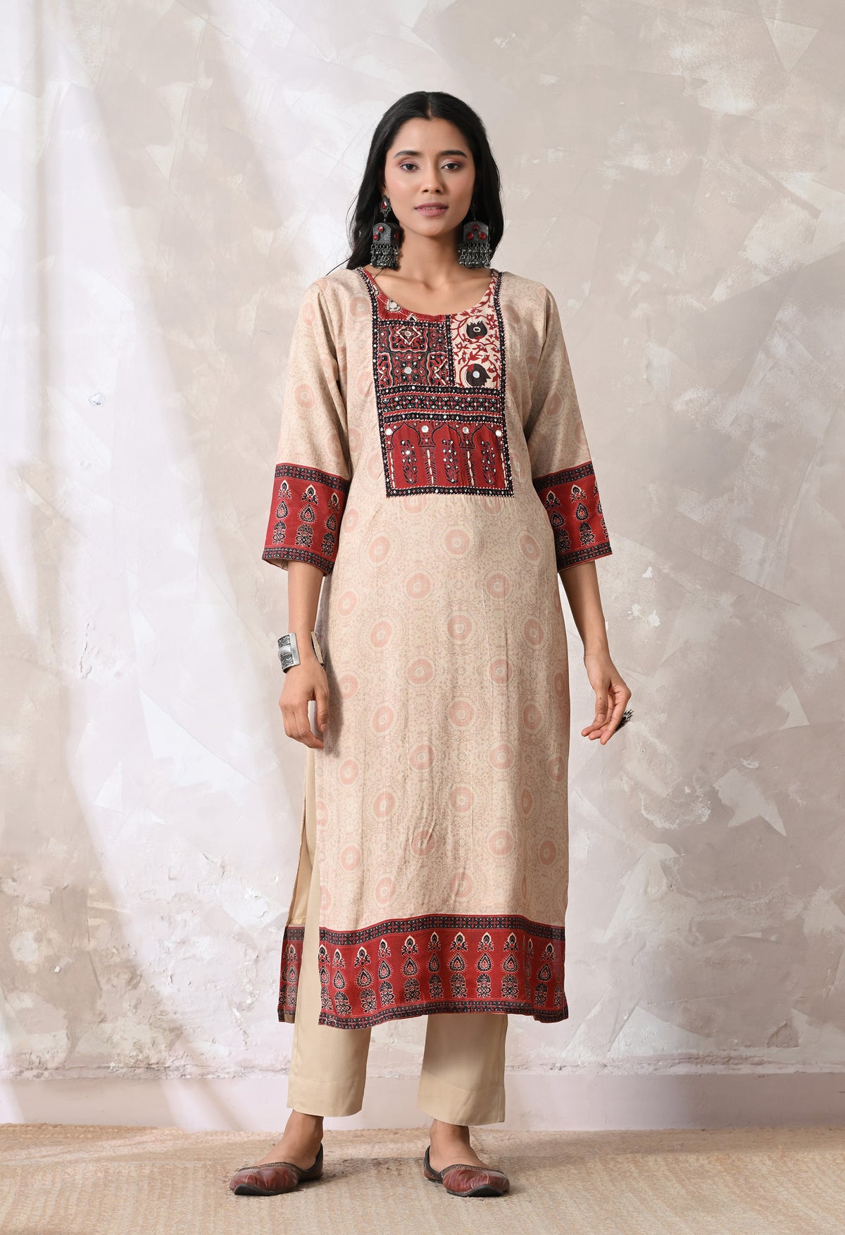 FALGUNI - A Suit Set