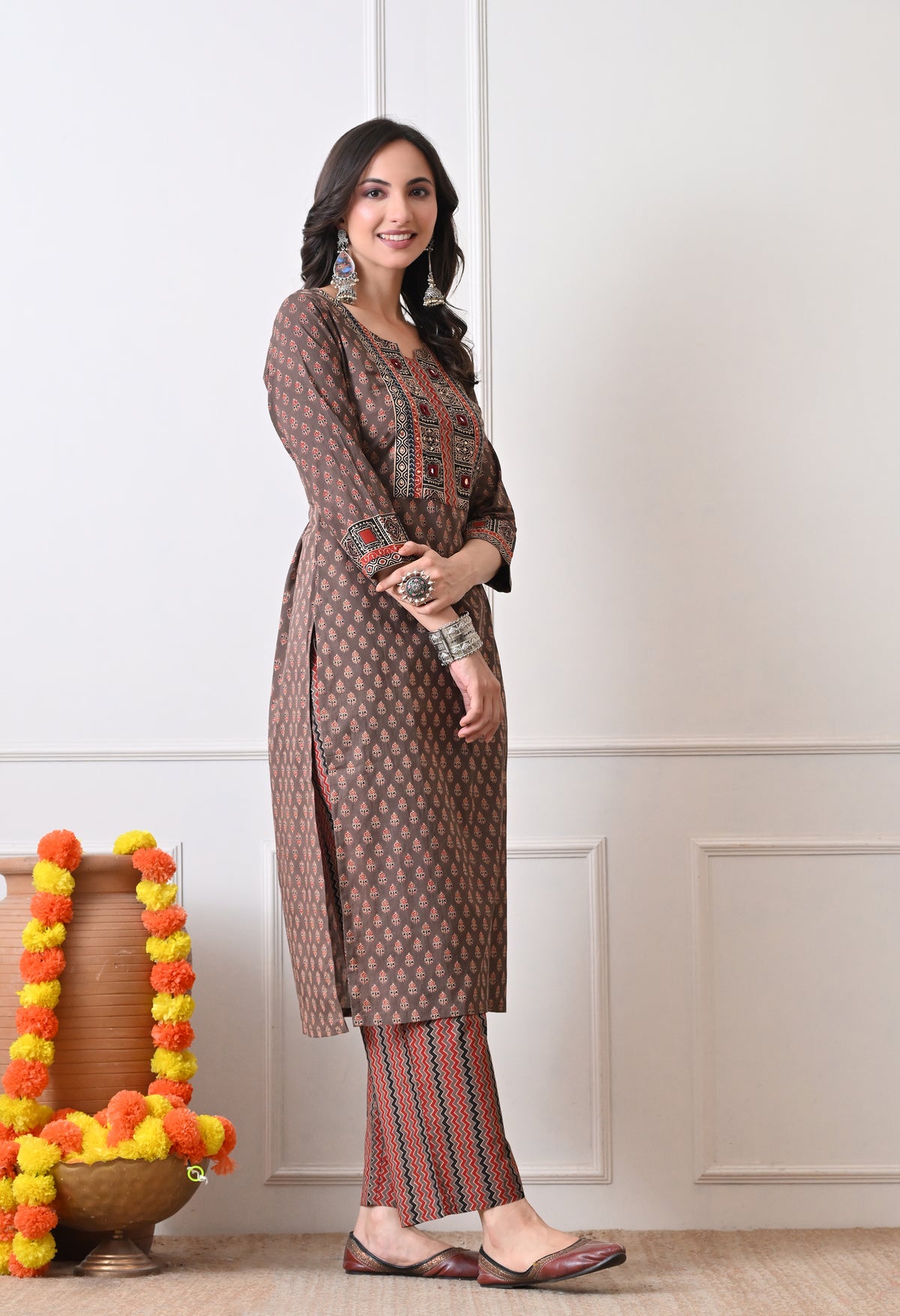 IMAN - A Suit Set