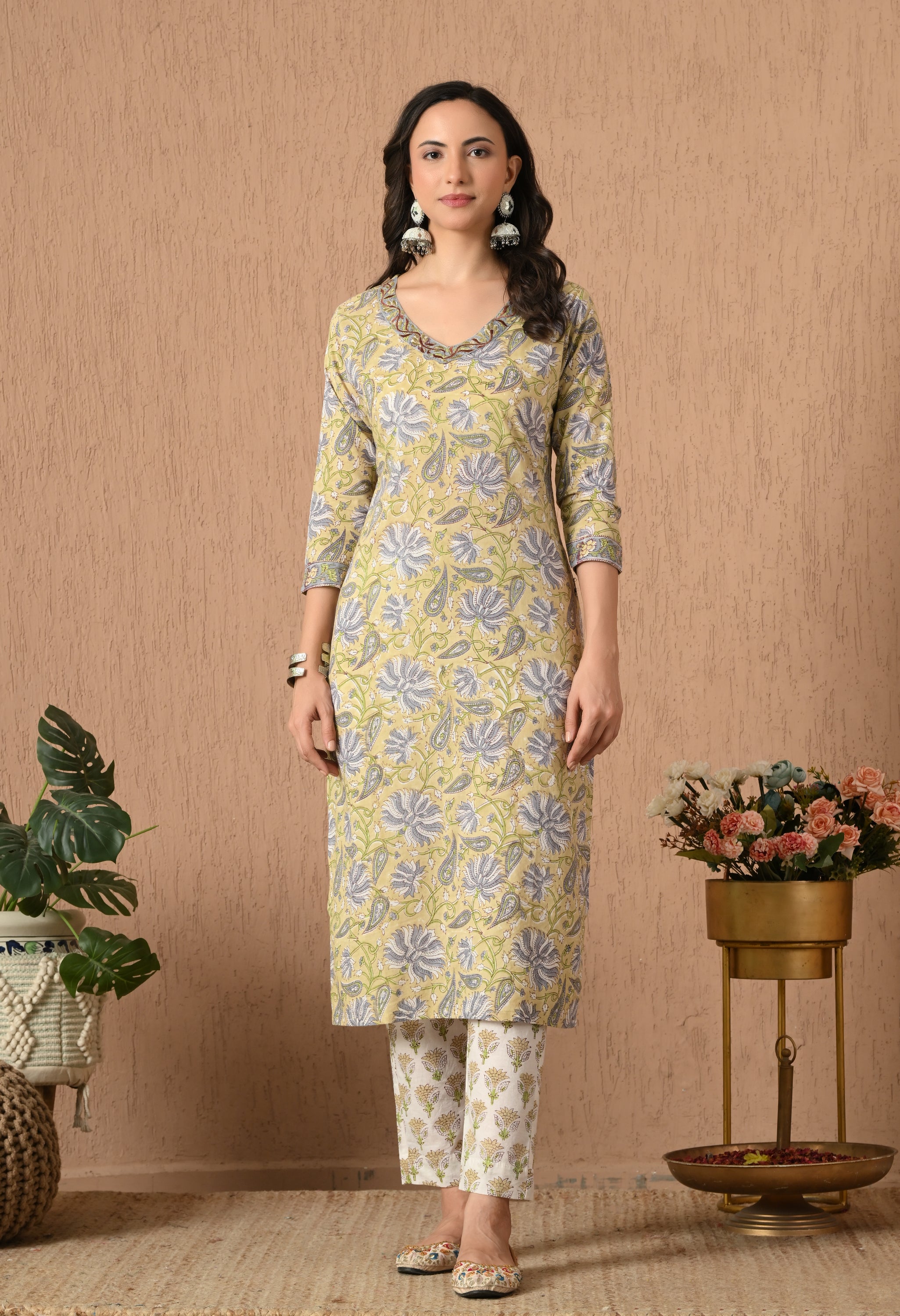 HUMA- A Suit Set