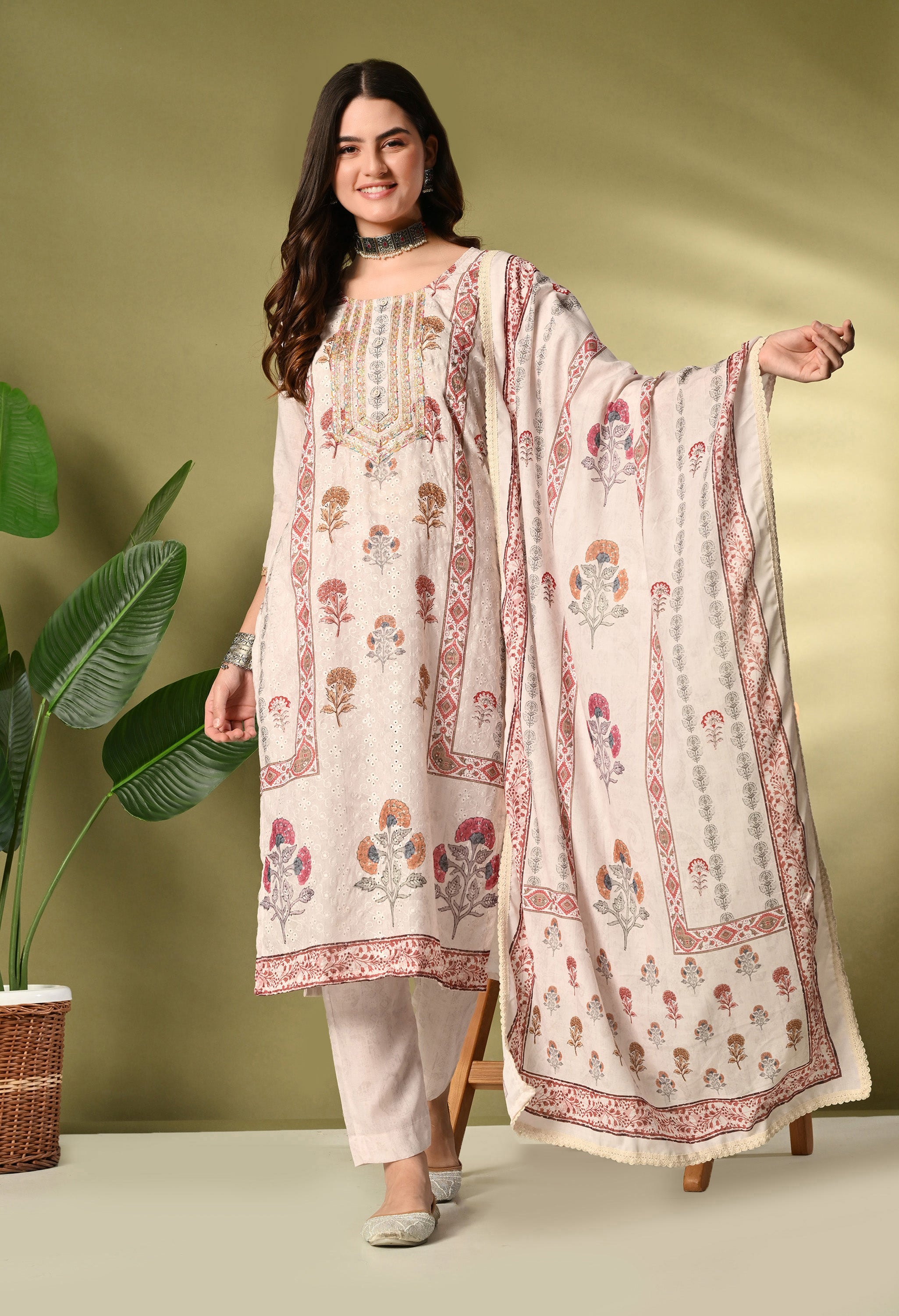 SADIYA - A Suit Set