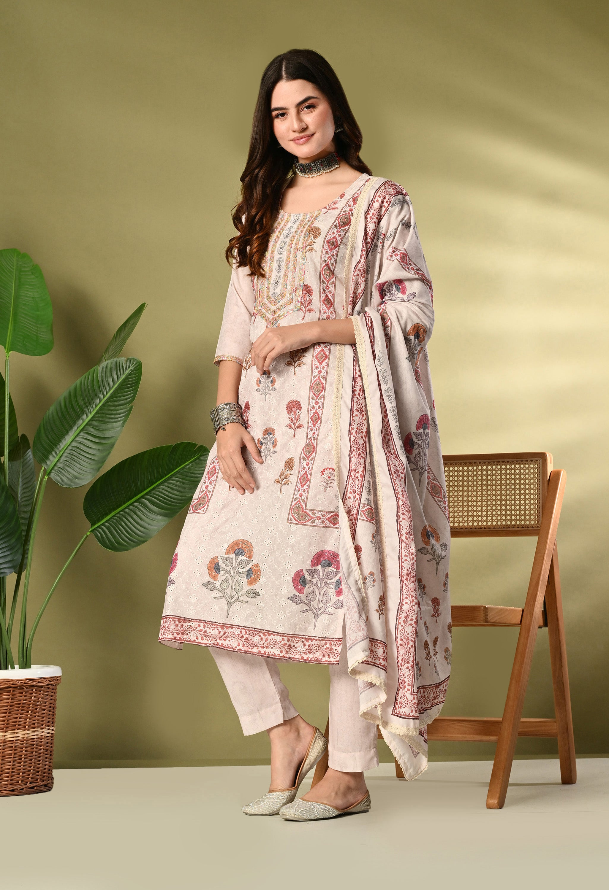SADIYA - A Suit Set