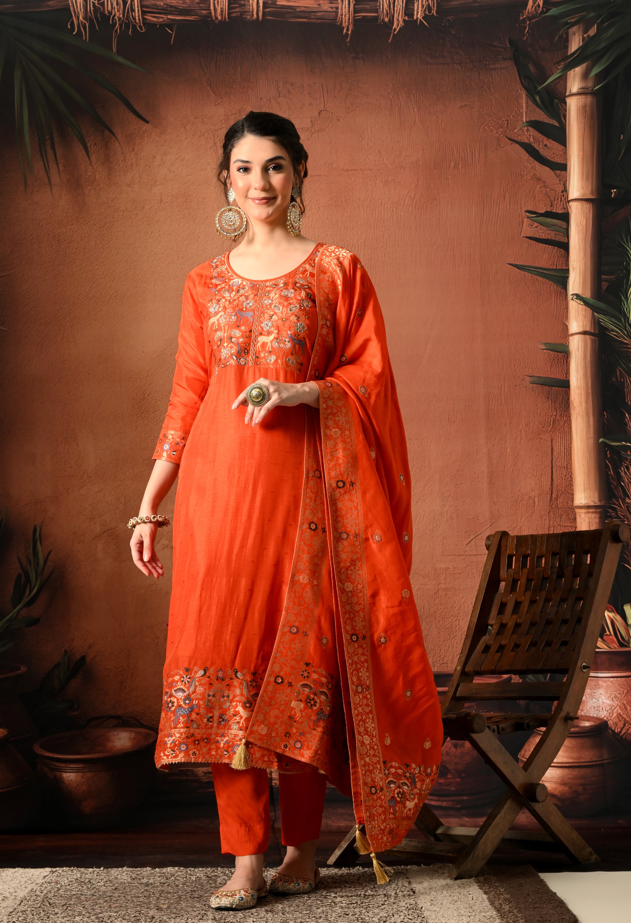 FALGUNI - A Suit Set