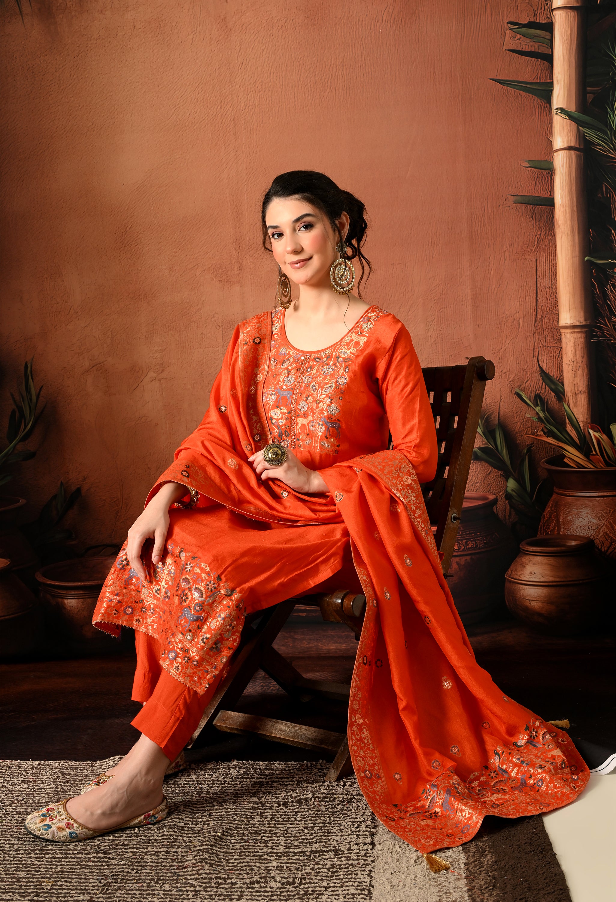 FALGUNI - A Suit Set