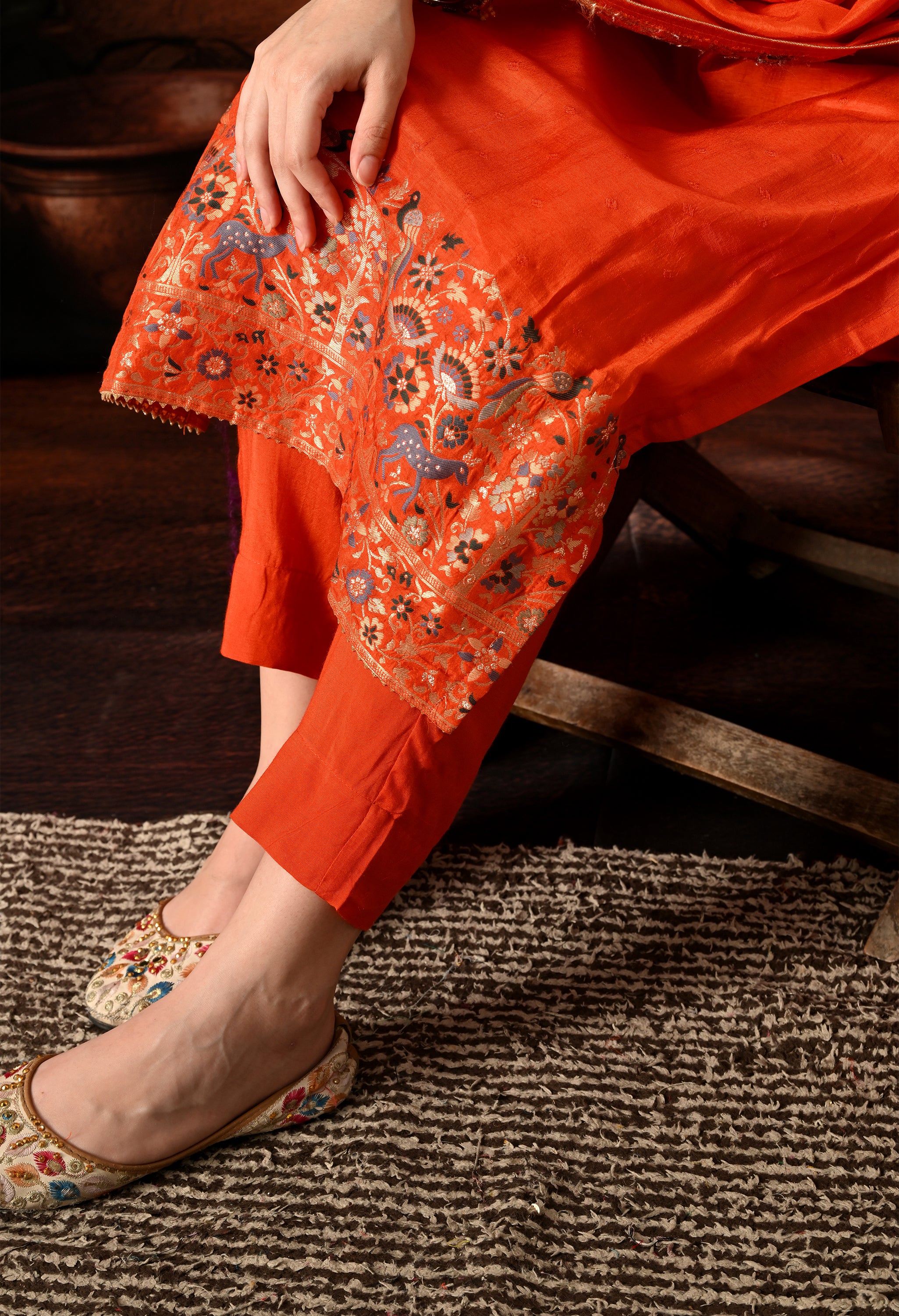 FALGUNI - A Suit Set