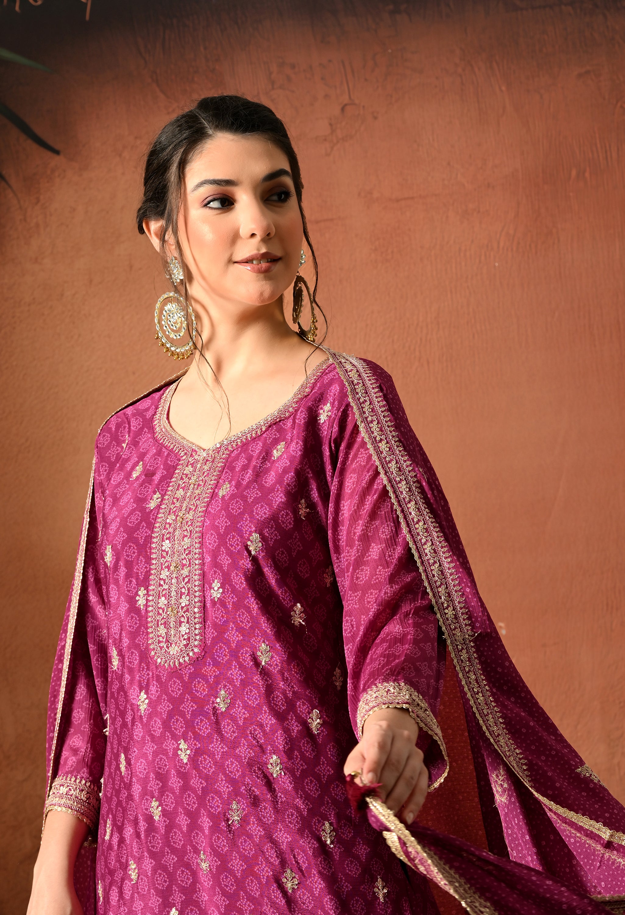 SAMA - A Suit Set