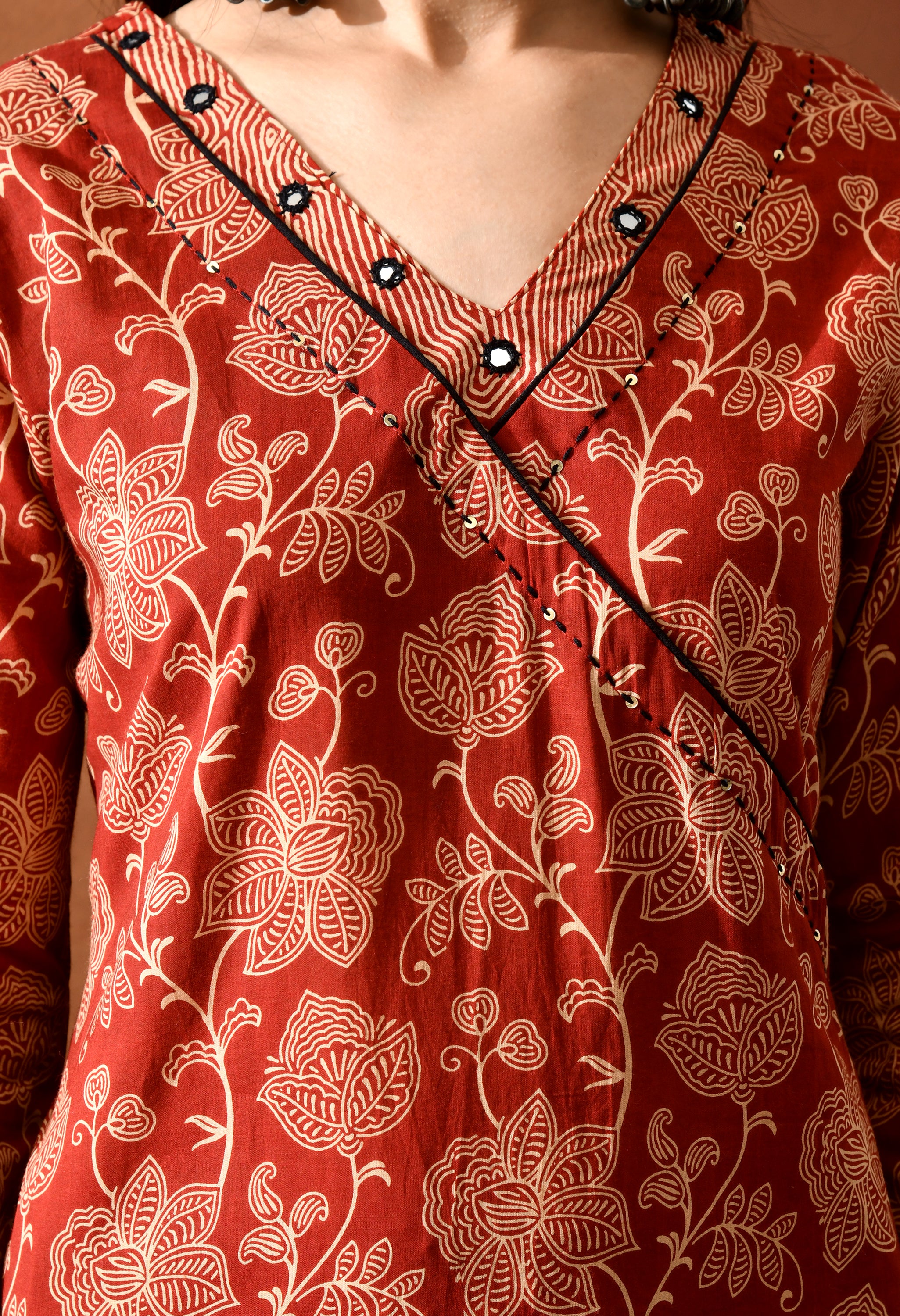 FRIDA - A Suit Set