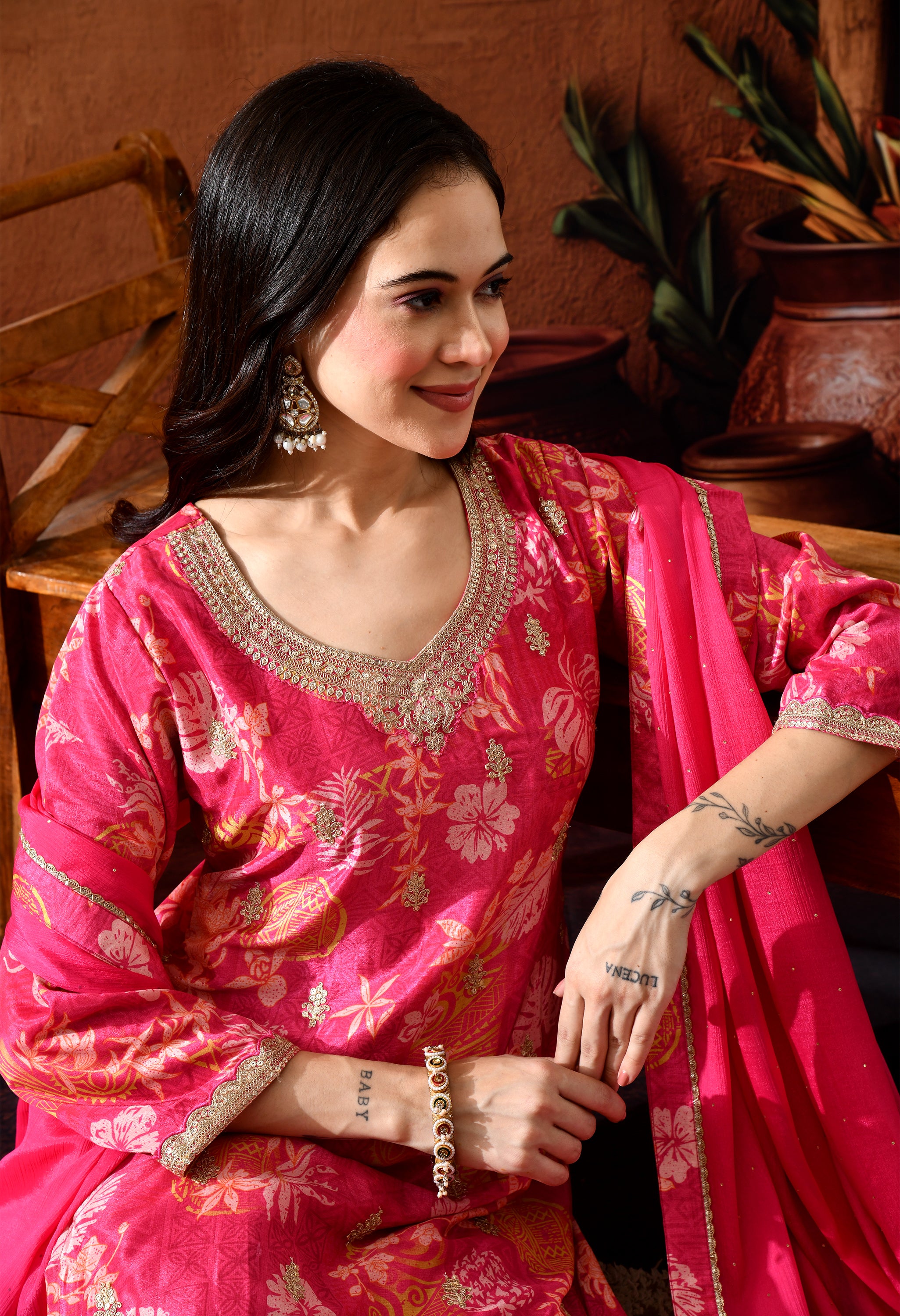 HEBA - A Suit Set