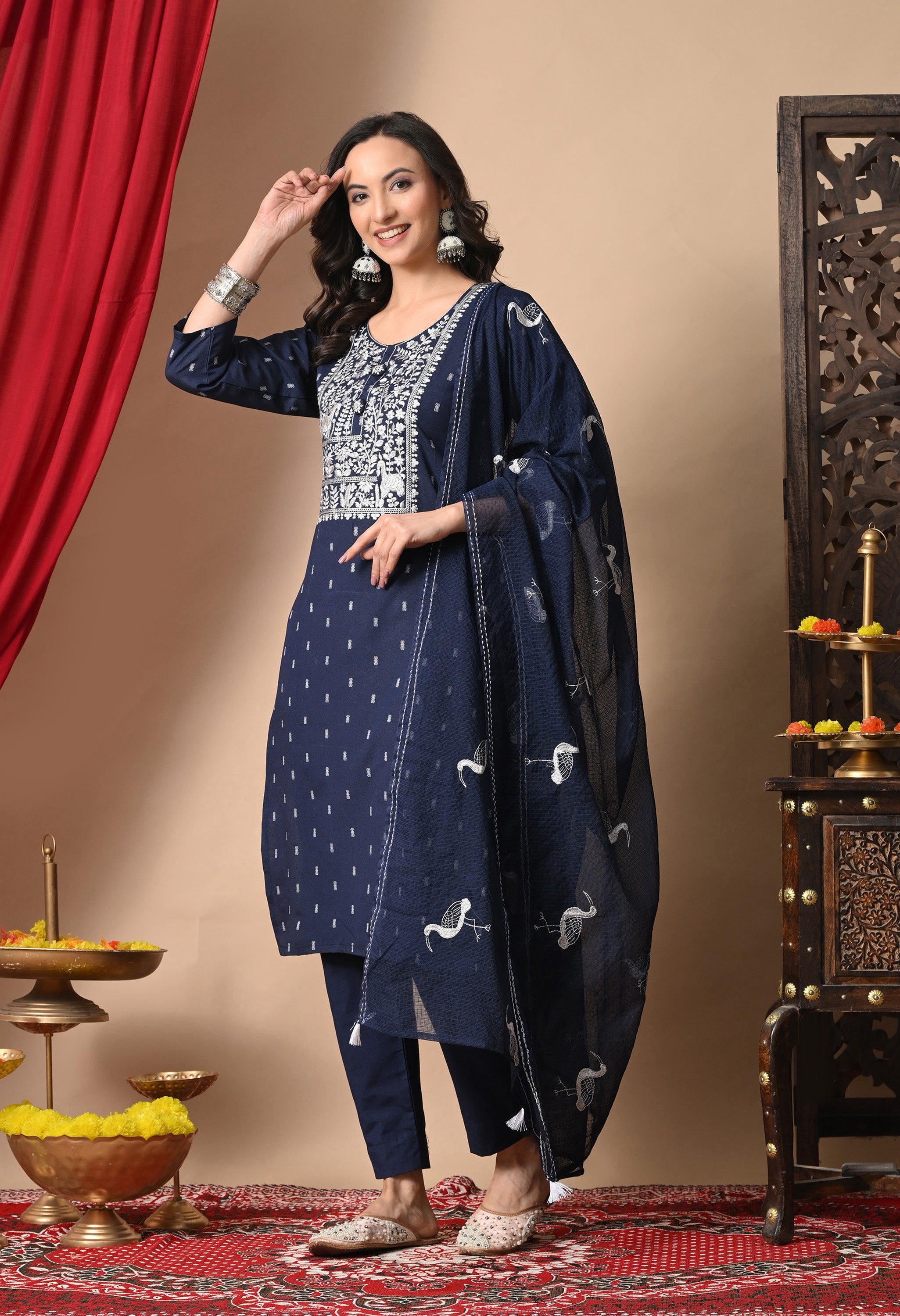 KUMUD - A Suit Set