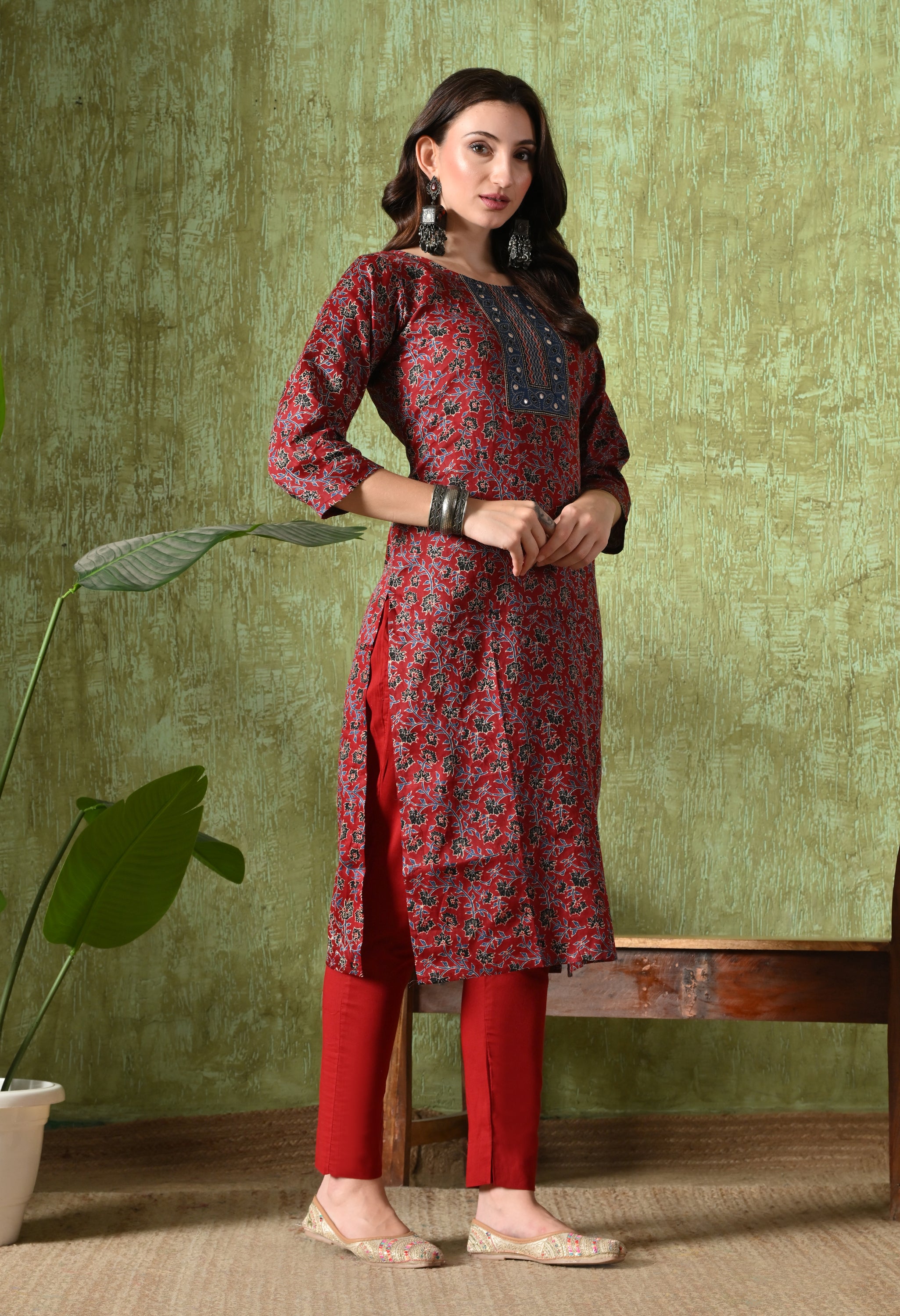 RAFIA- A Suit Set