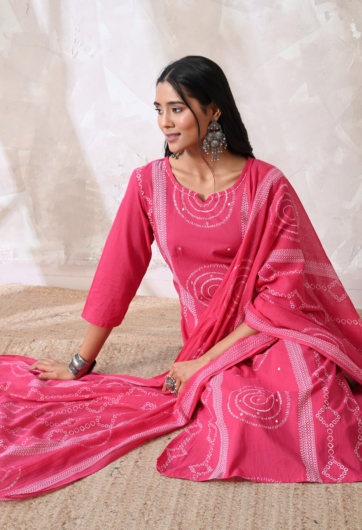 NAIYA- A Suit Set