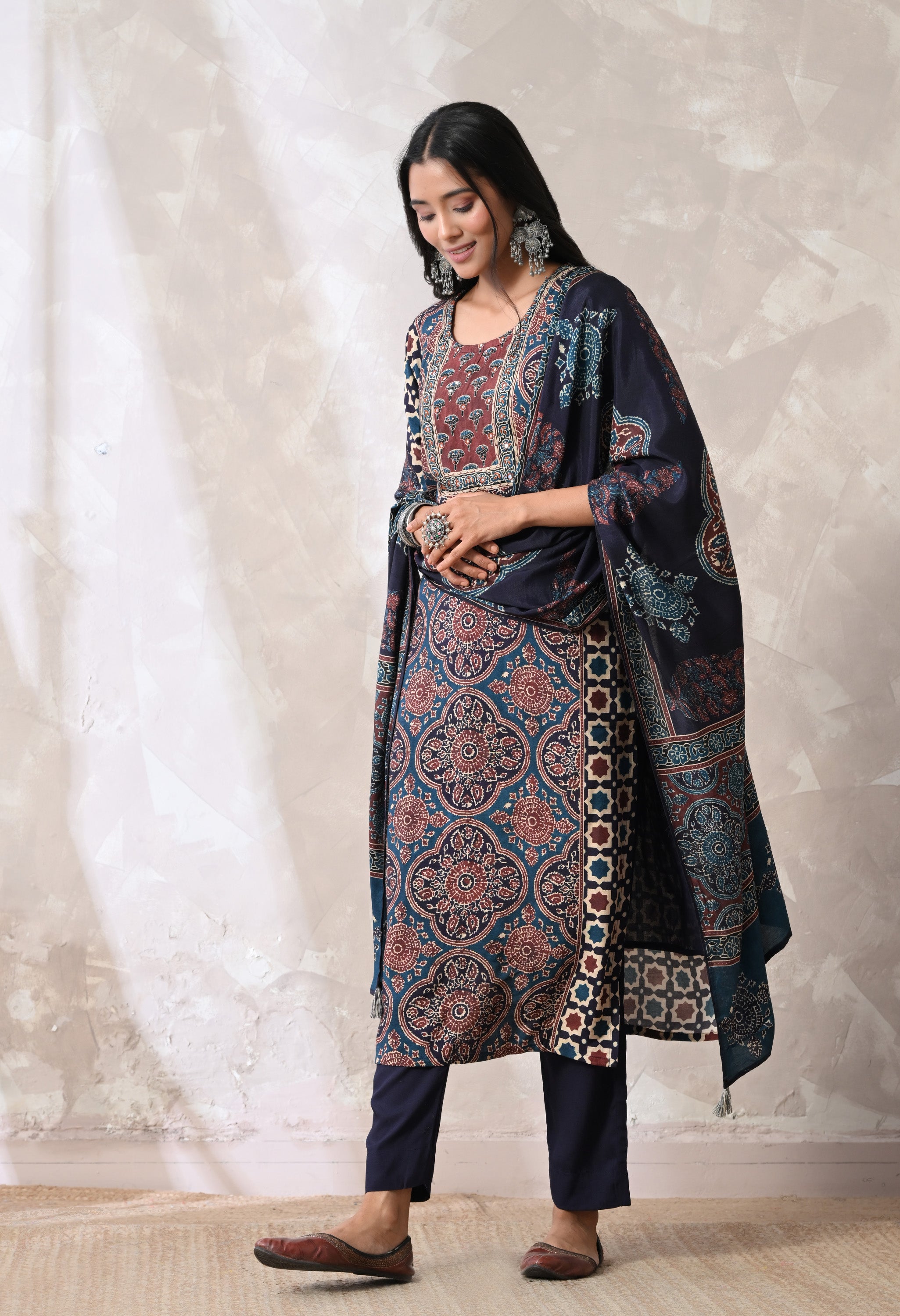 ZENIA - A Suit Set