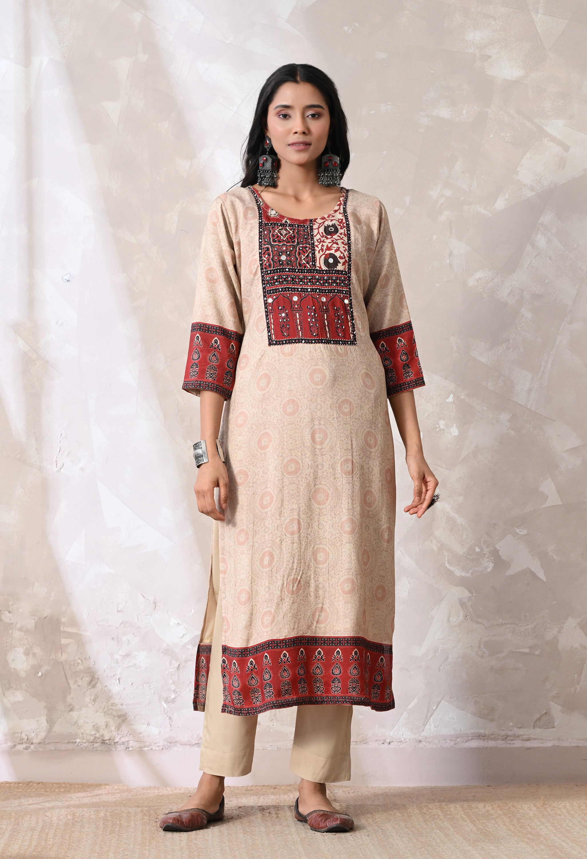 FALGUNI - A Suit Set