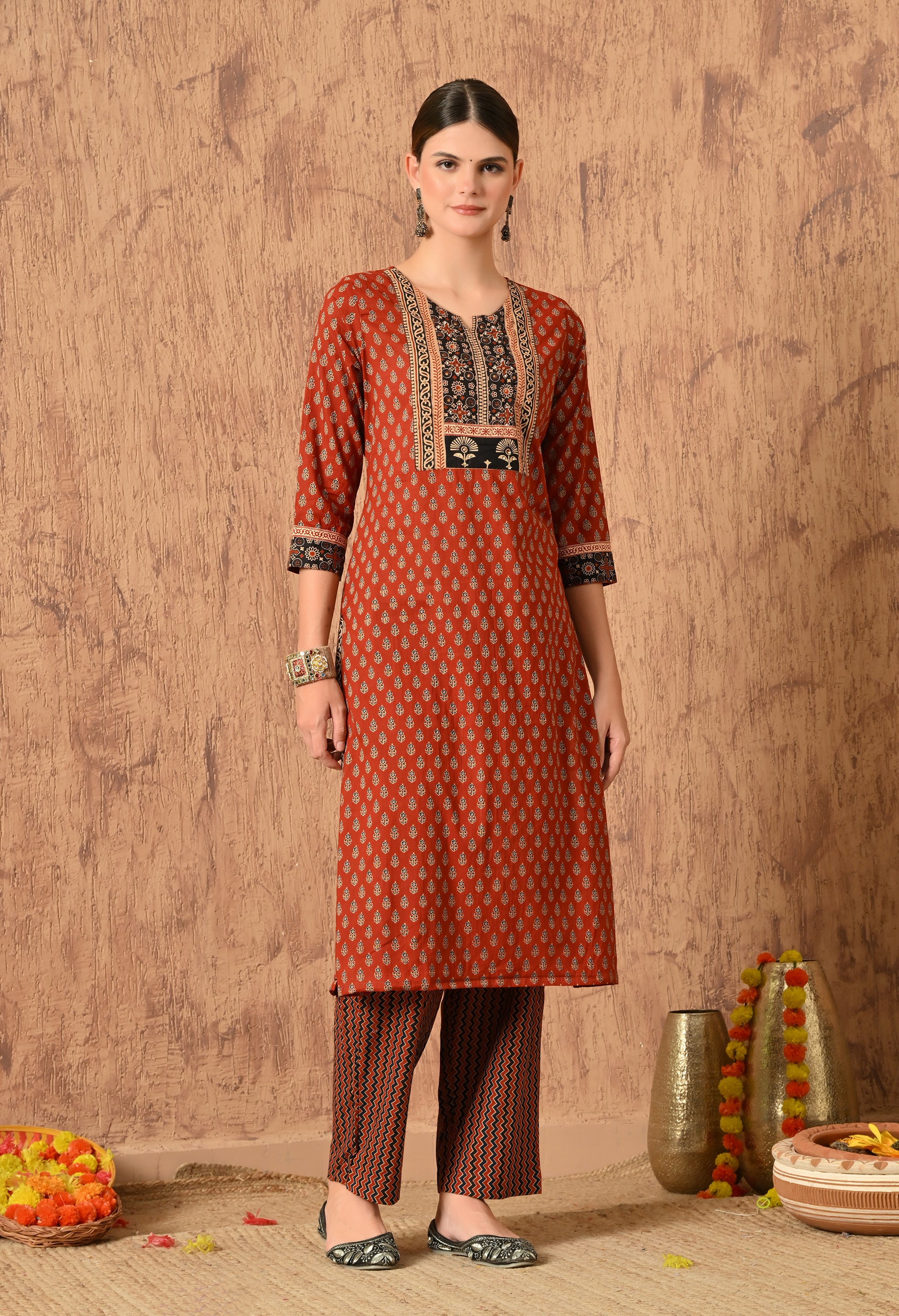 IMAN - A Suit Set