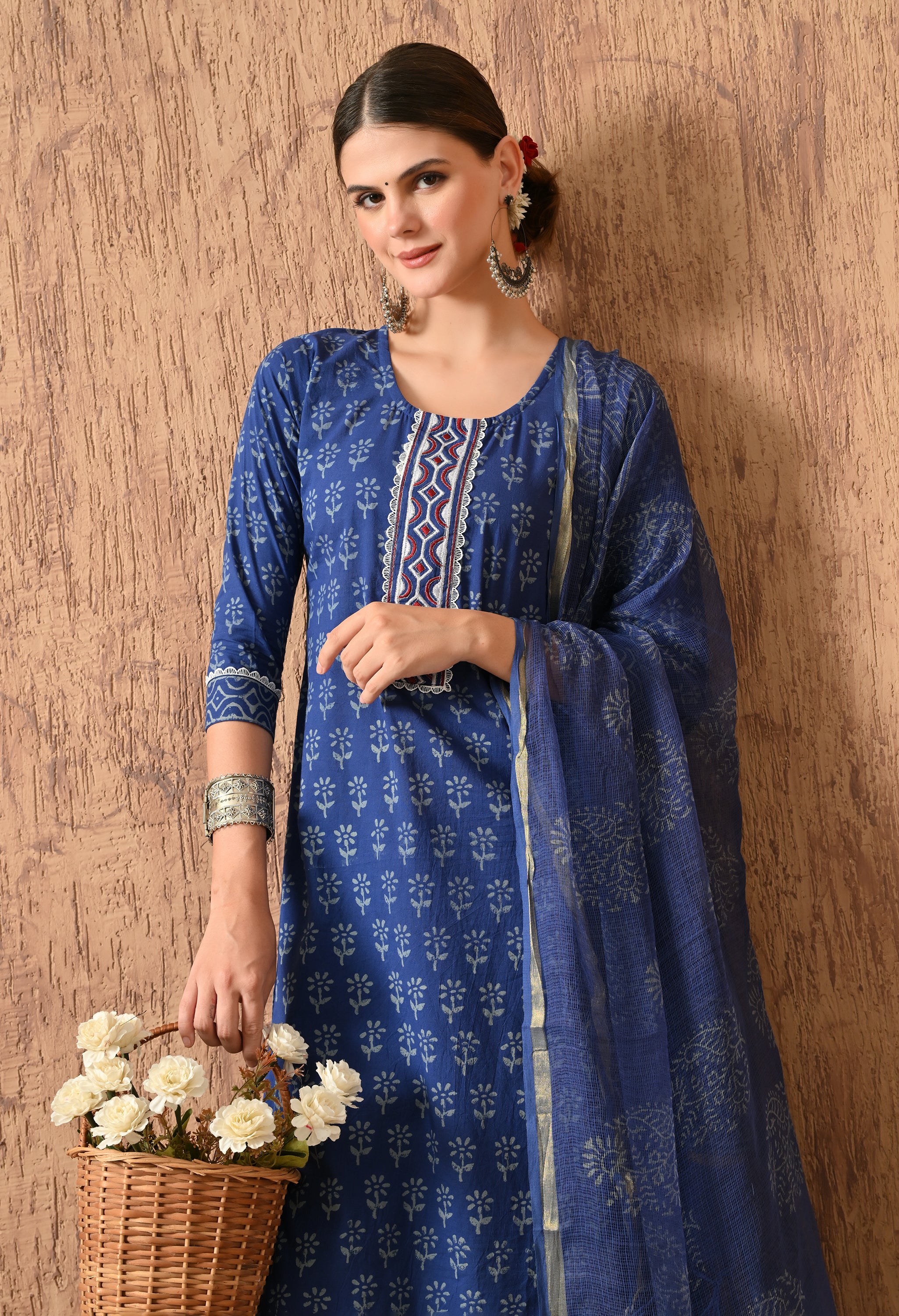ZENIA - A Suit Set
