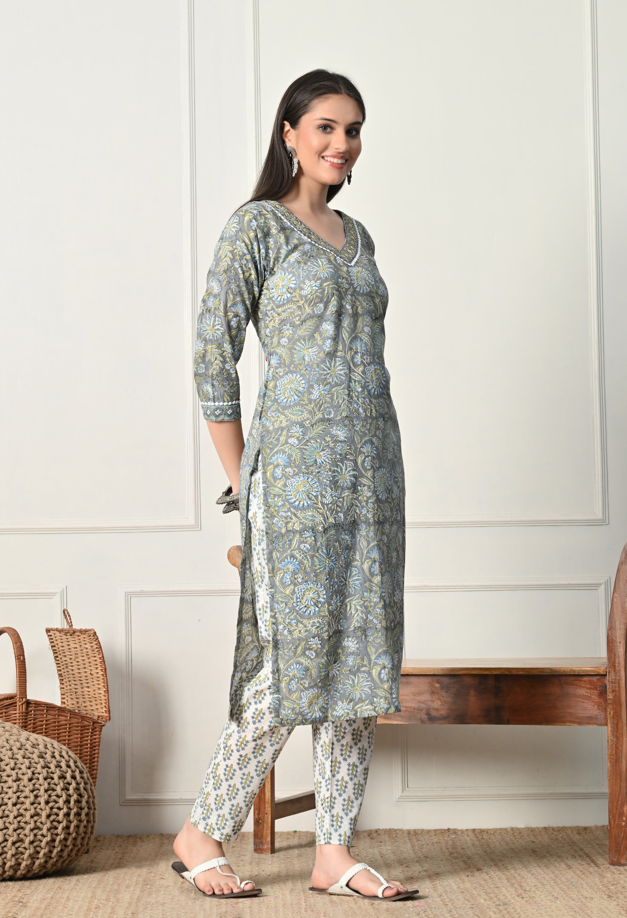 ZENIA - A Suit Set
