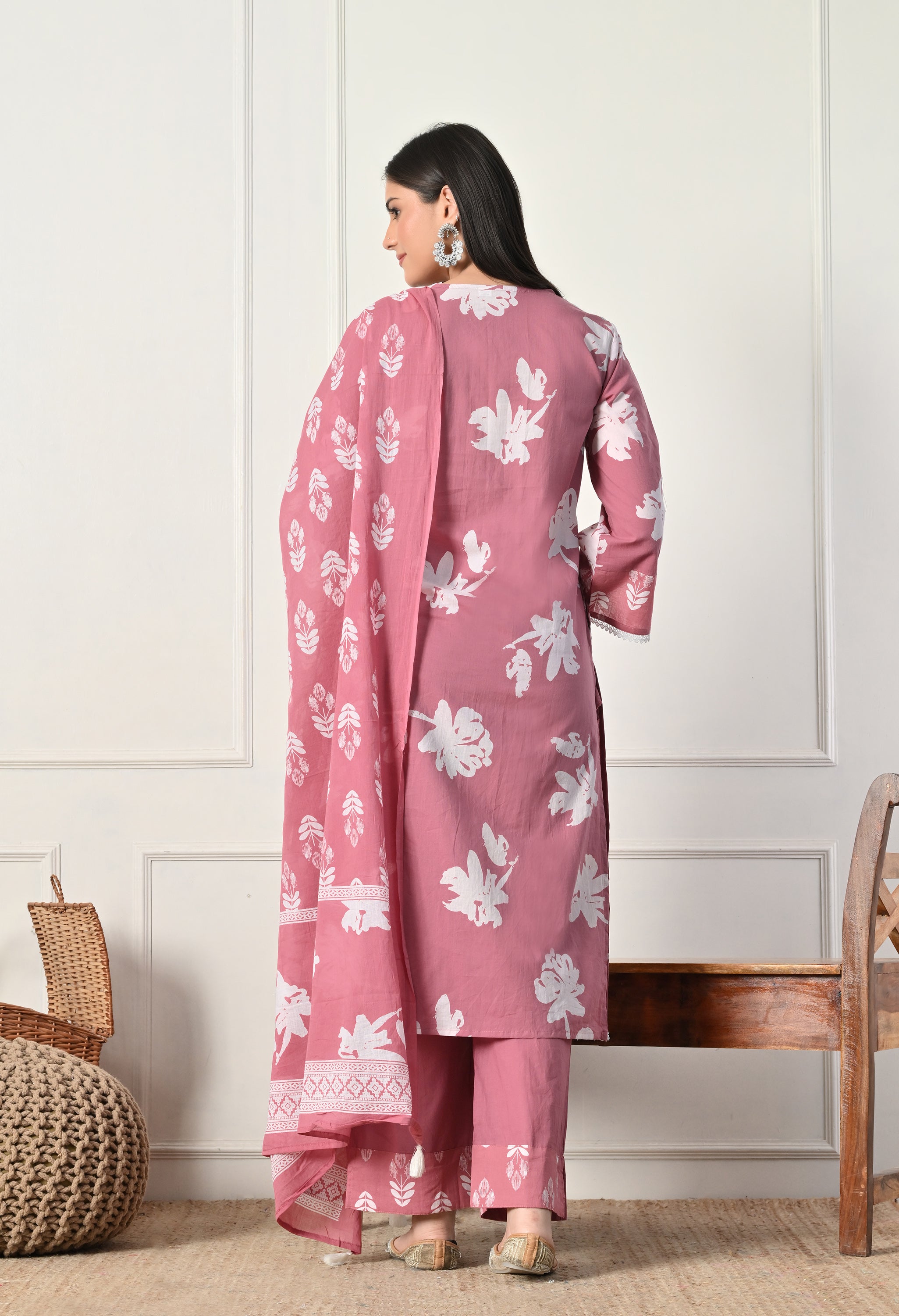 ZOYA - A Suit Set