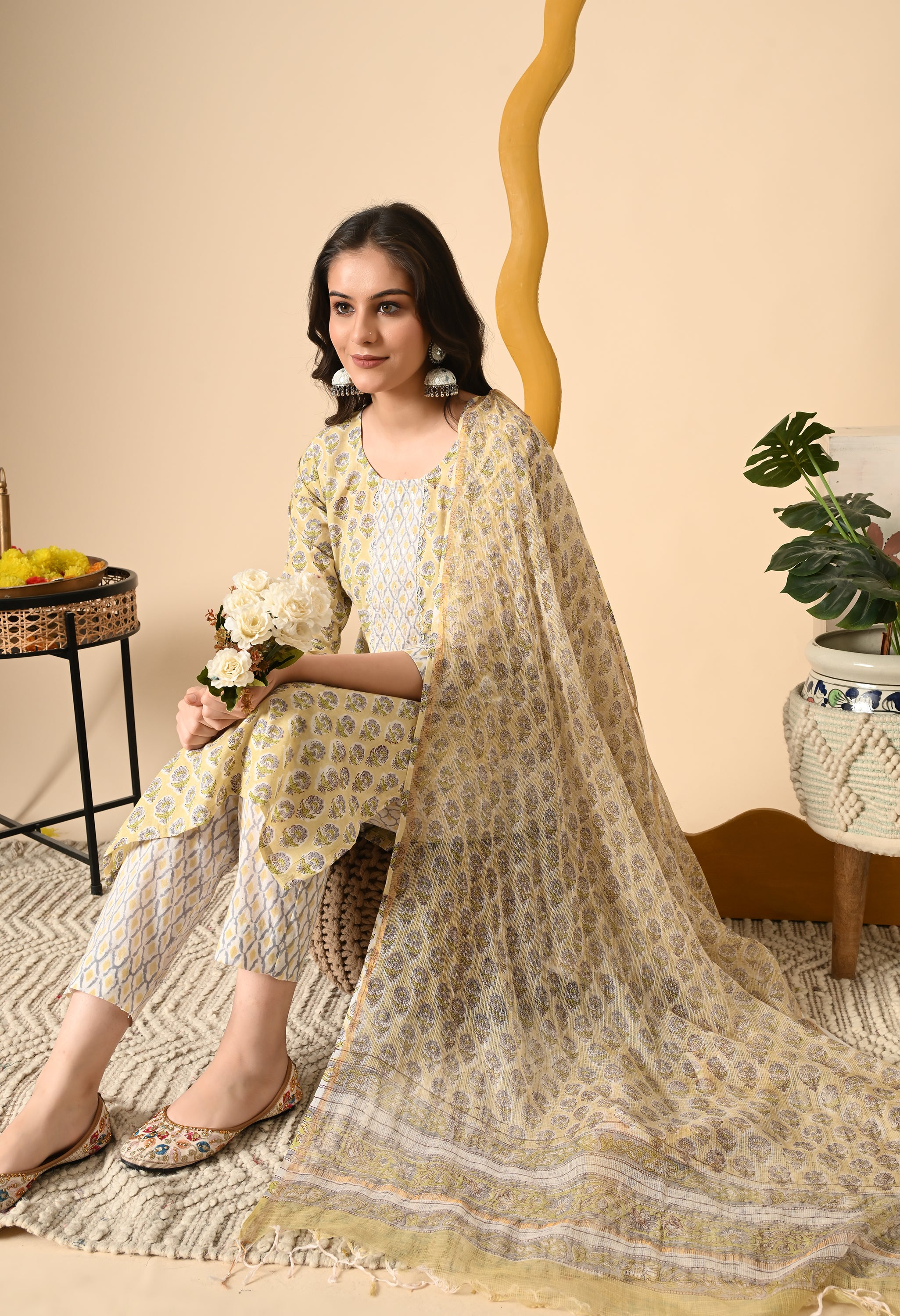 NAAZ - A Suit Set