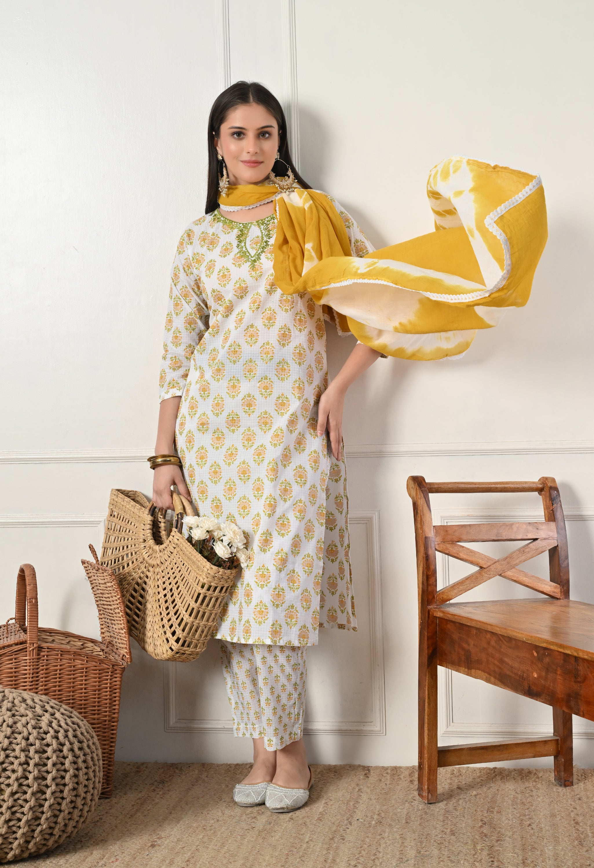 HANIA- A Suit Set