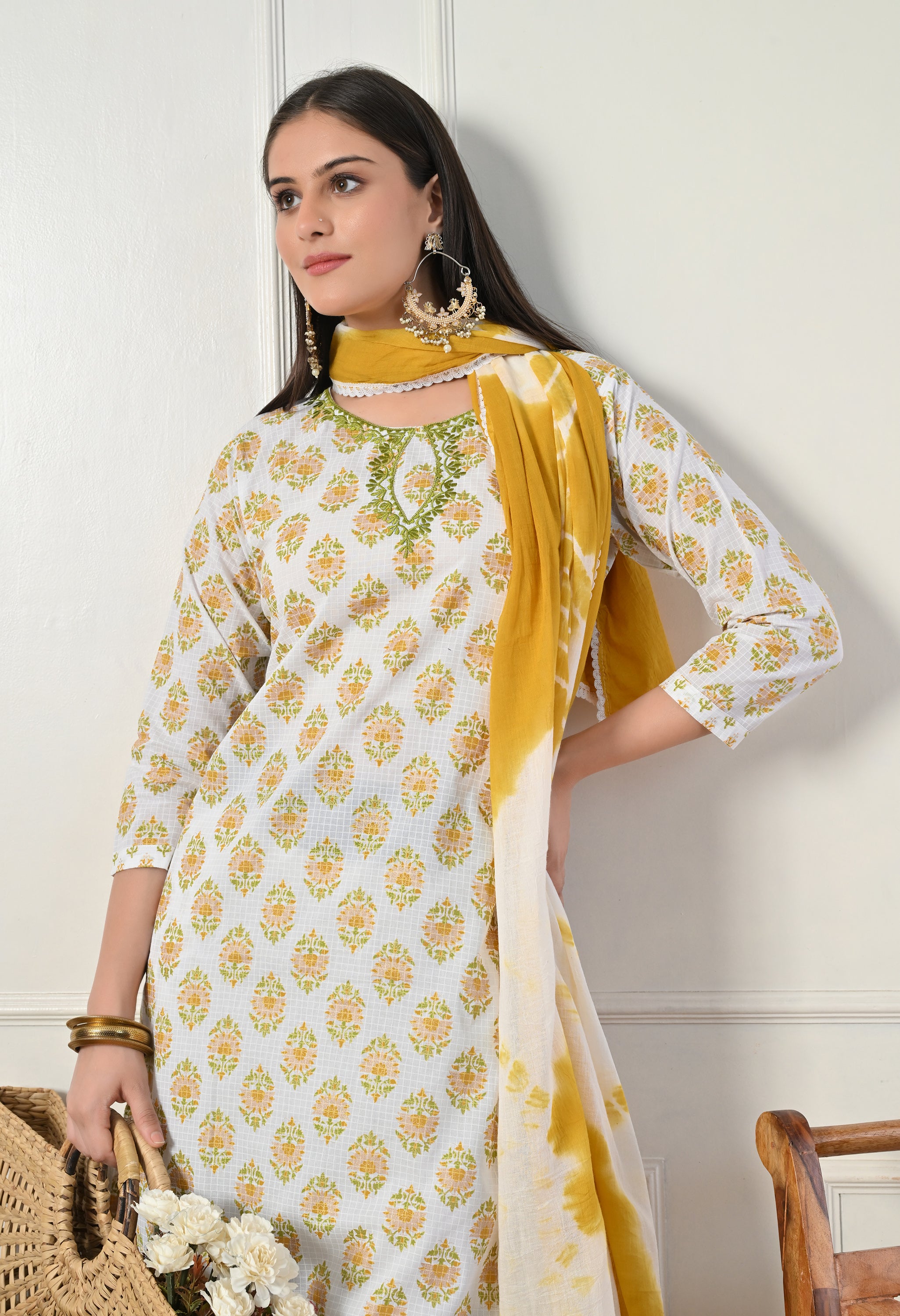 HANIA- A Suit Set