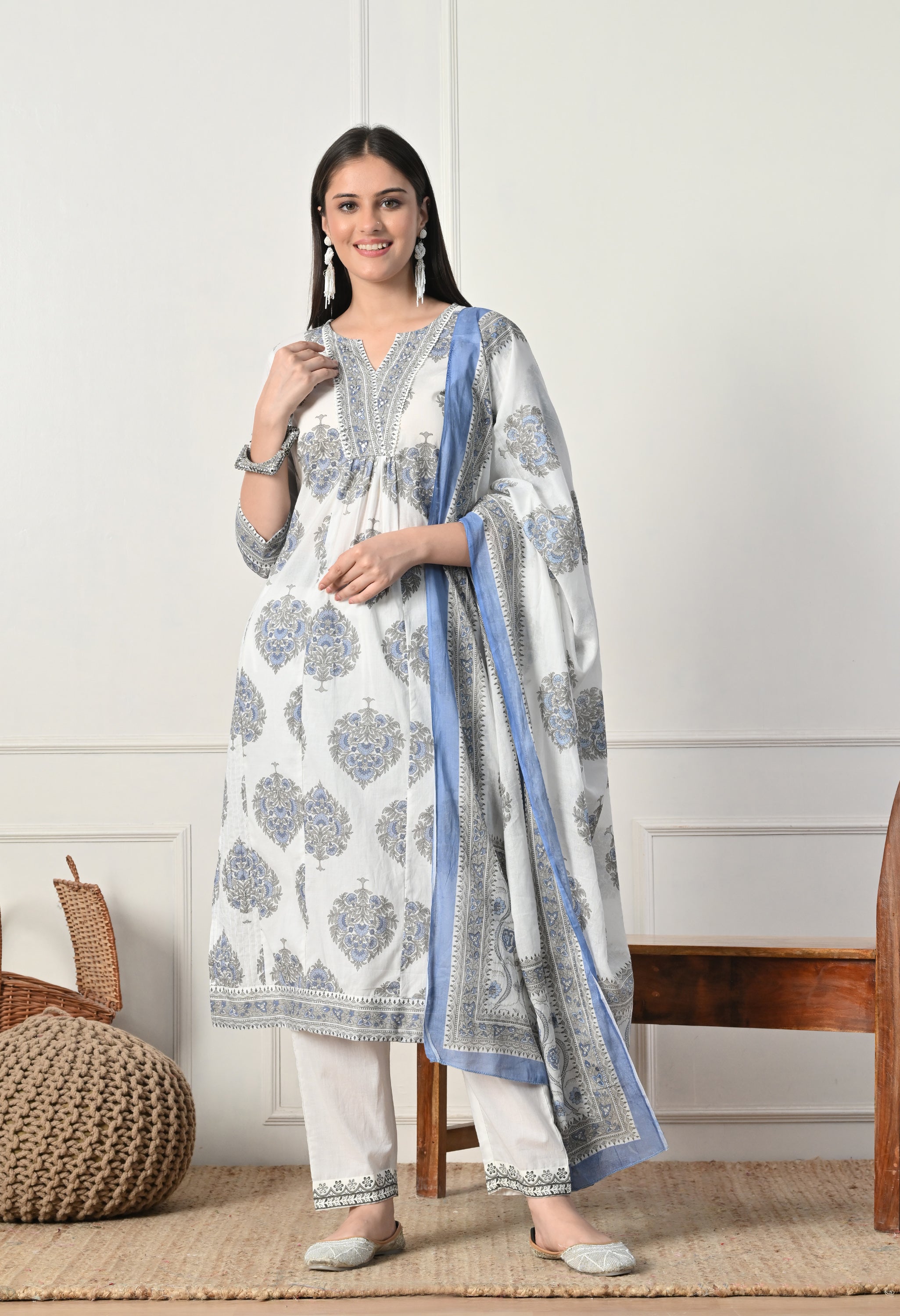 SHAB - A Suit Set