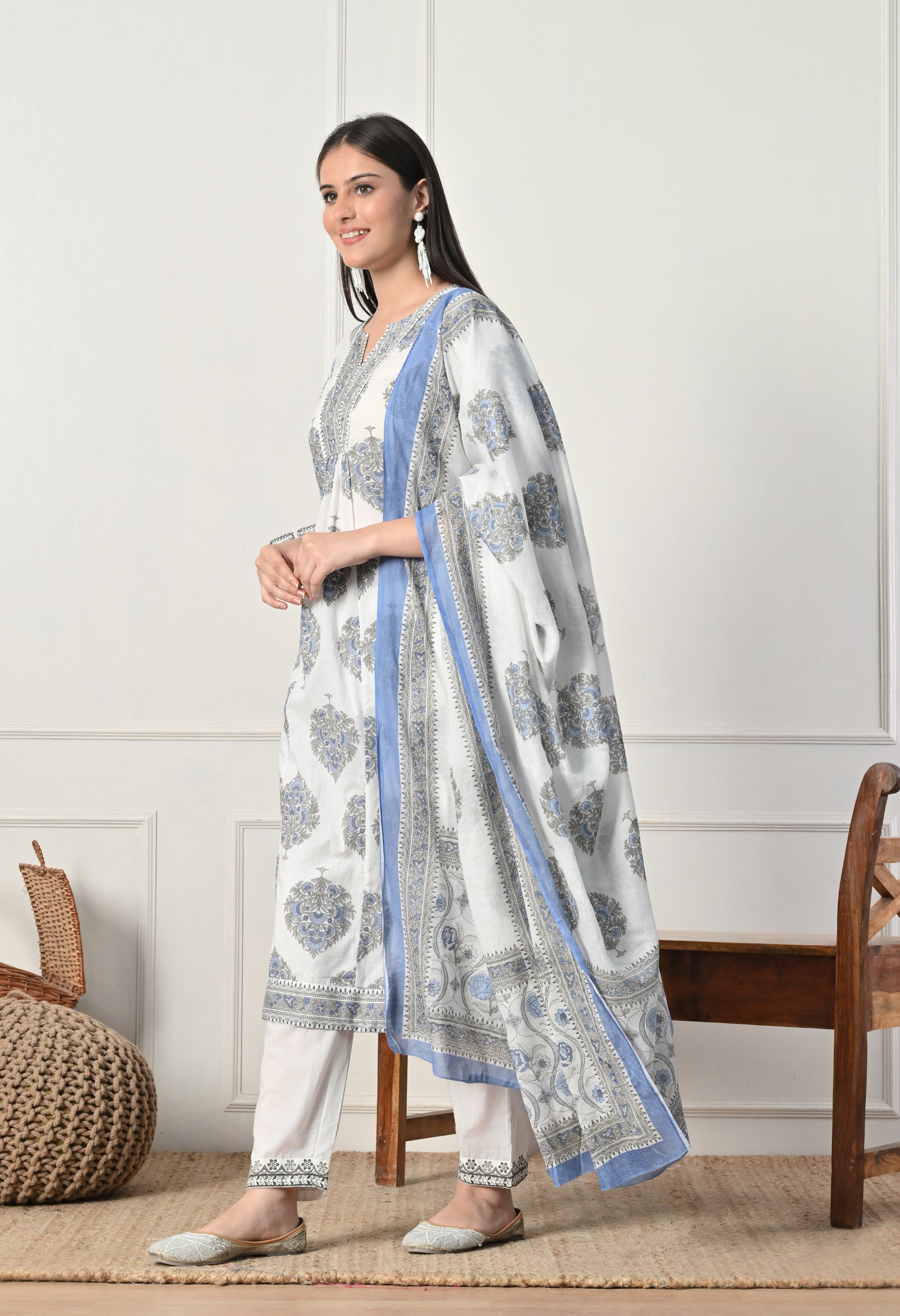 SHAB - A Suit Set