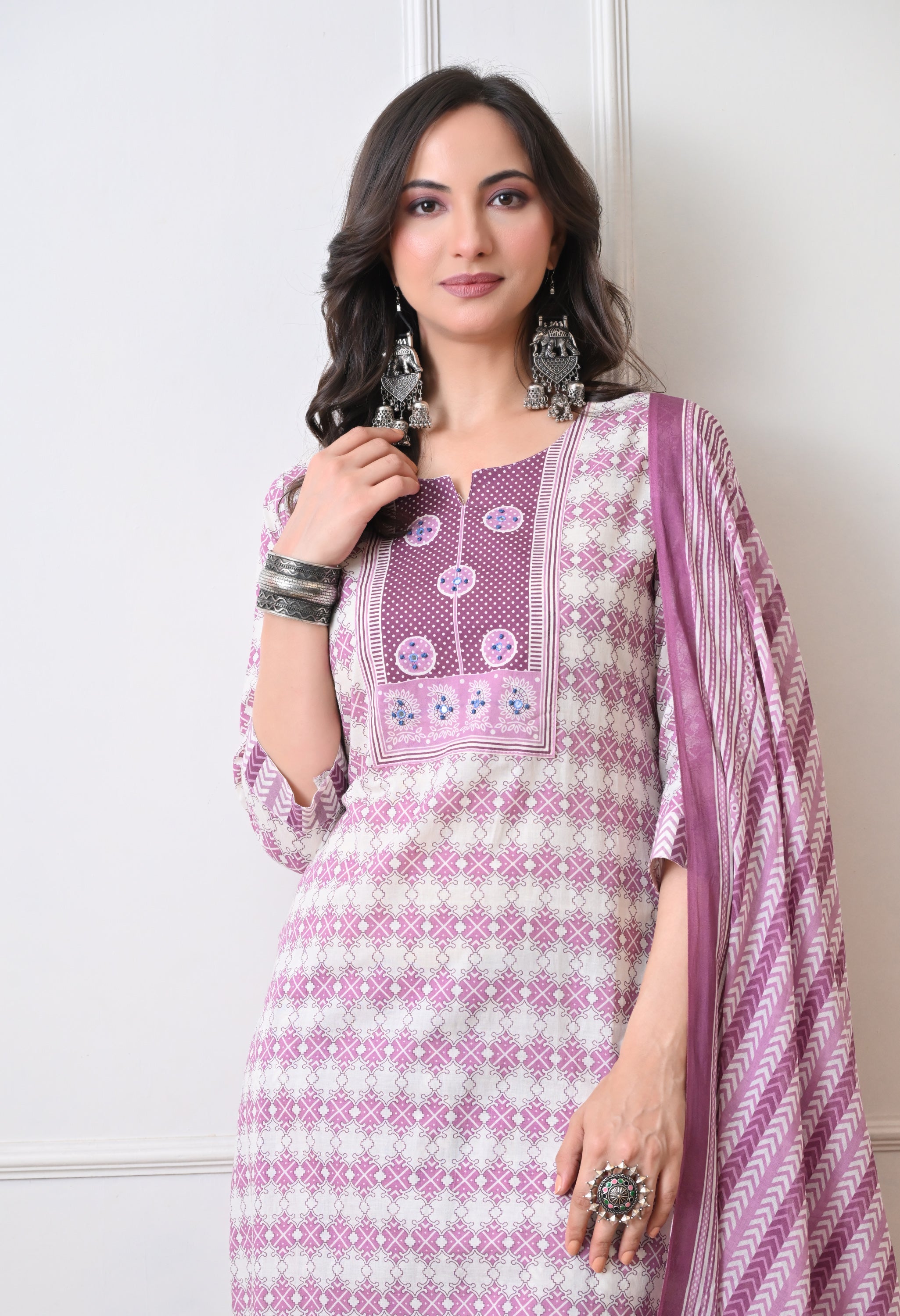 HUMA- A Suit Set